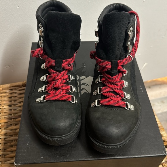 Sorel Ainsley Conquest Boots - Picture 2 of 5